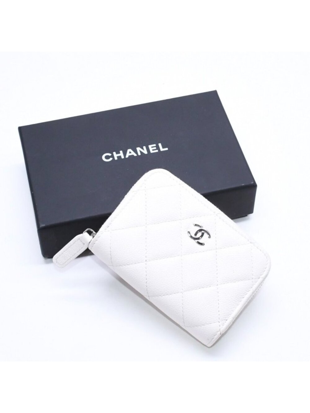 Chanel Classic Coin Purse Stand CC Logo Caviar Leather White Silver